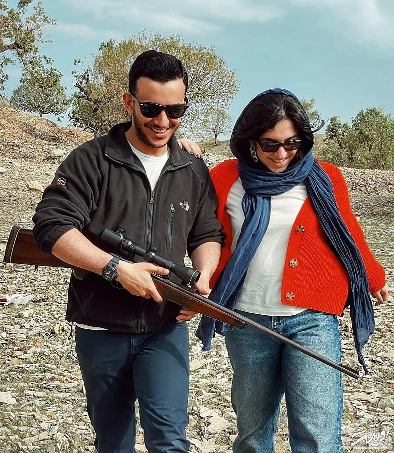 علی شادمان و خواهرش